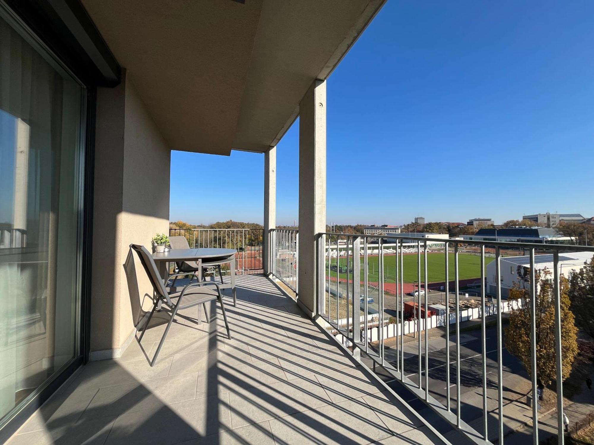 Great Forest View Penthouse Apartament *